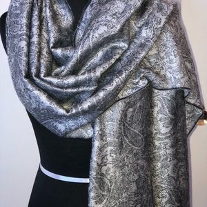 New Stunning Paisley Blanket Scarf/Wrap
